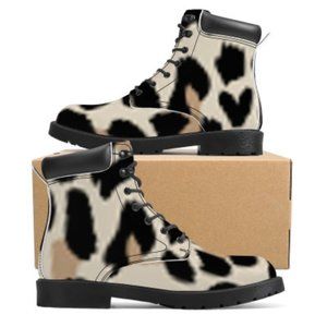 Designer Women Cheetah Print Boots